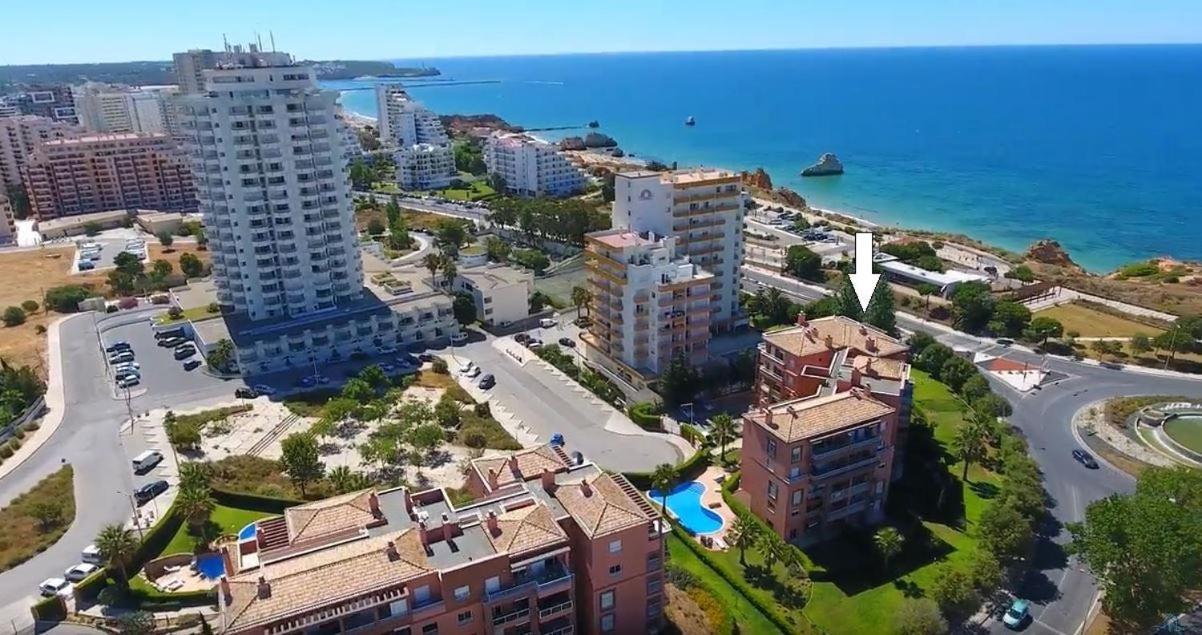 Beachfront Seaview Litoralmar Apt, Fast Wifi, Airco, Pool, Private Parking Portimão Εξωτερικό φωτογραφία