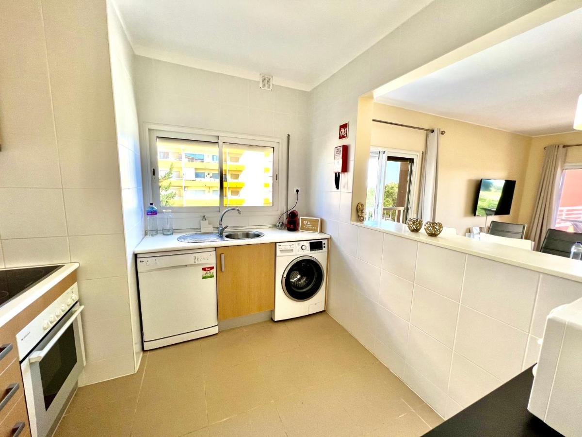 Beachfront Seaview Litoralmar Apt, Fast Wifi, Airco, Pool, Private Parking Portimão Εξωτερικό φωτογραφία