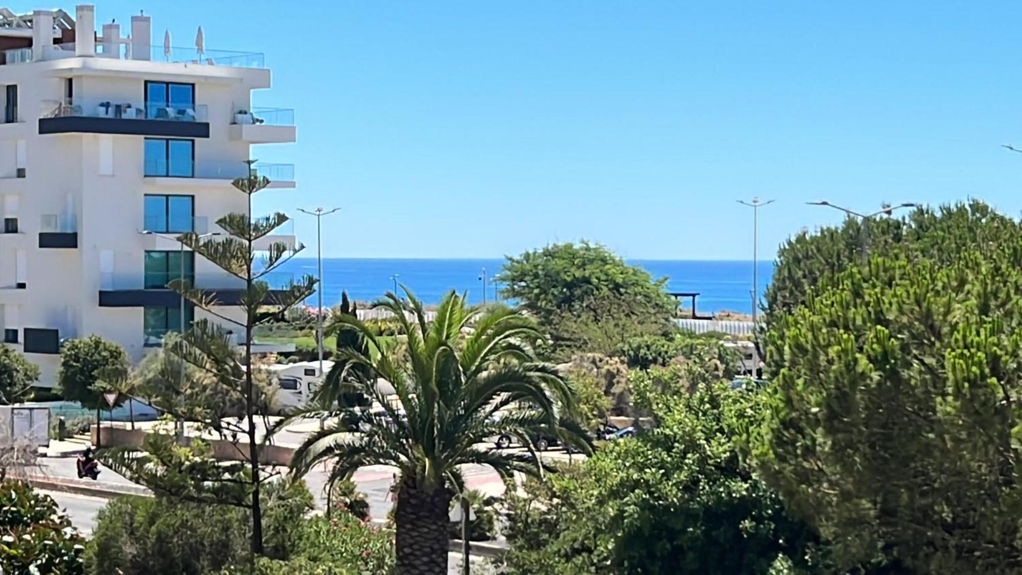Beachfront Seaview Litoralmar Apt, Fast Wifi, Airco, Pool, Private Parking Portimão Εξωτερικό φωτογραφία