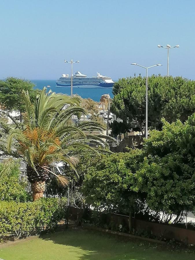 Beachfront Seaview Litoralmar Apt, Fast Wifi, Airco, Pool, Private Parking Portimão Εξωτερικό φωτογραφία